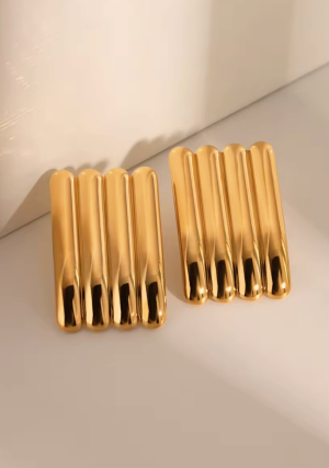 OUI OUI EARRINGS